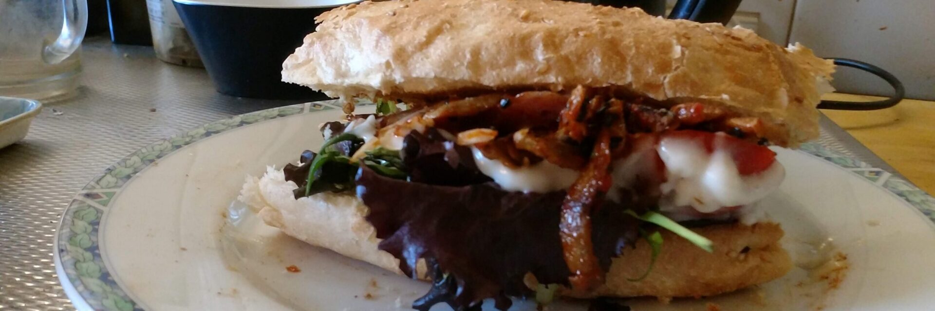 Turks broodje met vegetarische shoarma